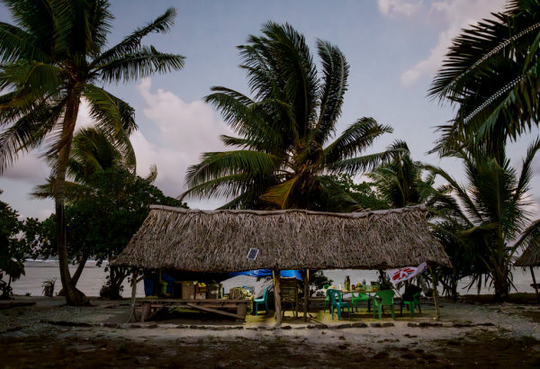 MSF fornece cuidados de saúde na ilha de Abaiang, em Kiribati. ©Victor Caringal/MSF